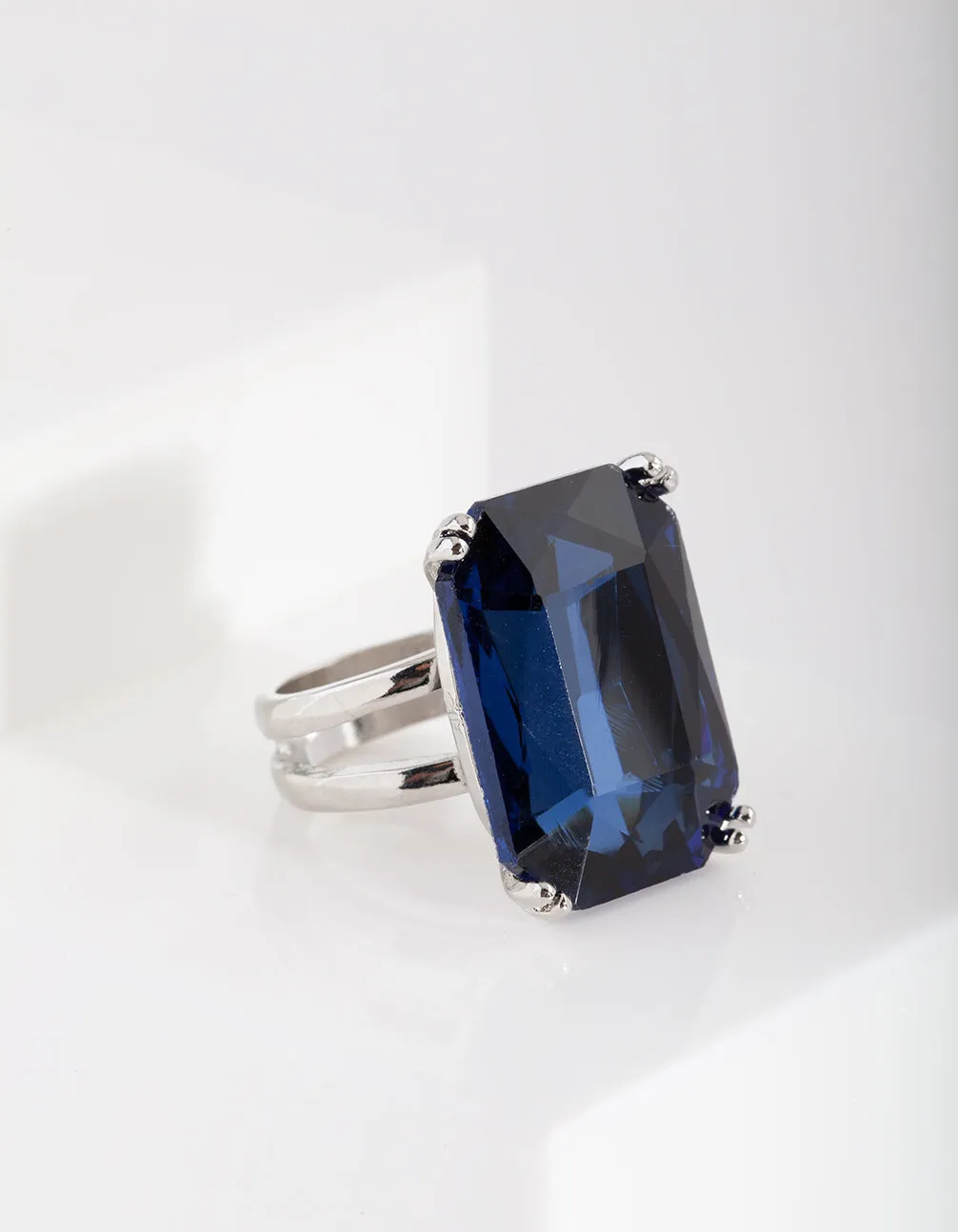 Blue Rhodium Gem Rectangle Ring