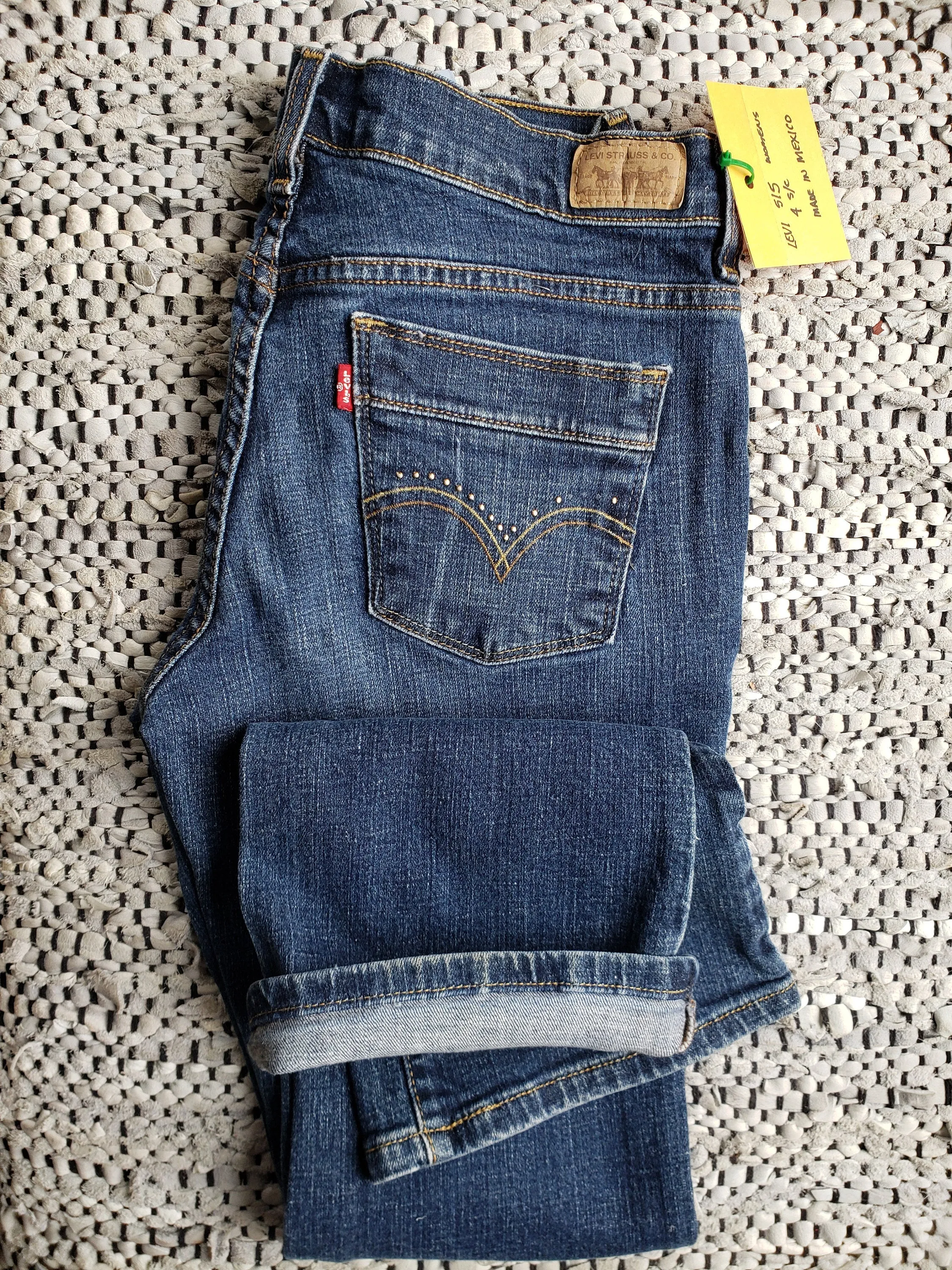 Levi's 515 red tab Women's size 4  30"x29", SOLD